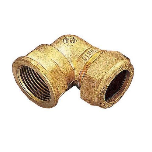 Уголок обжим лат. 18х1/2" ВР