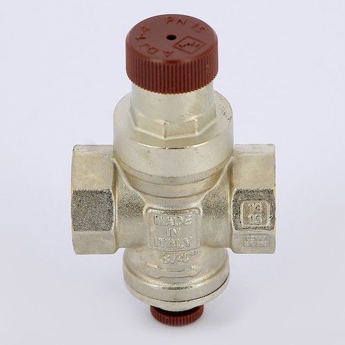 Редуктор 3/4" В-В 1.0-4.0 бар с отв. под манометр 1/4" Itap