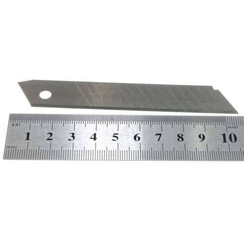 Лезвия 18мм 14 сегментов 0,5мм (10шт) Монтажник