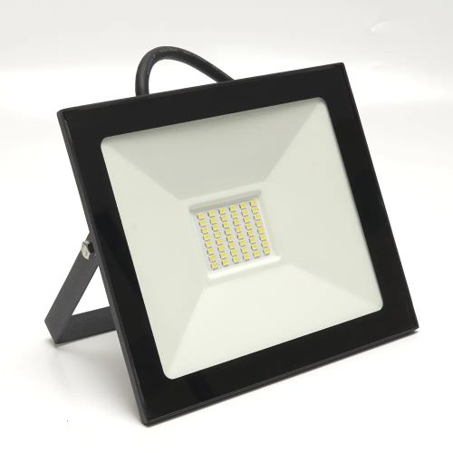 Прожектор LED SAFFIT  70Вт 6300Лм IP65 6500 черный SFL90-70